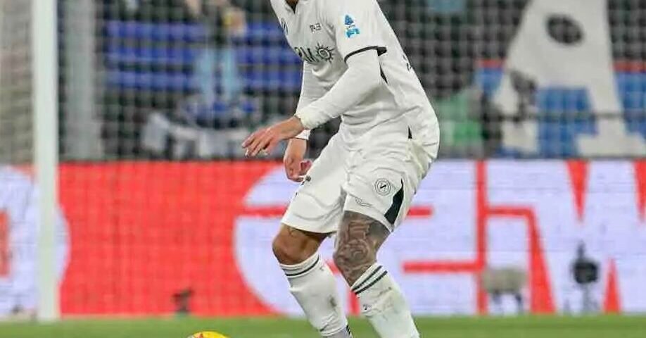 Il difensore uruguaiano del Napoli Olivera