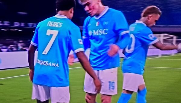 Neres e Hojlund