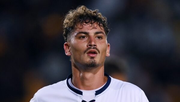 Sebastiano Esposito